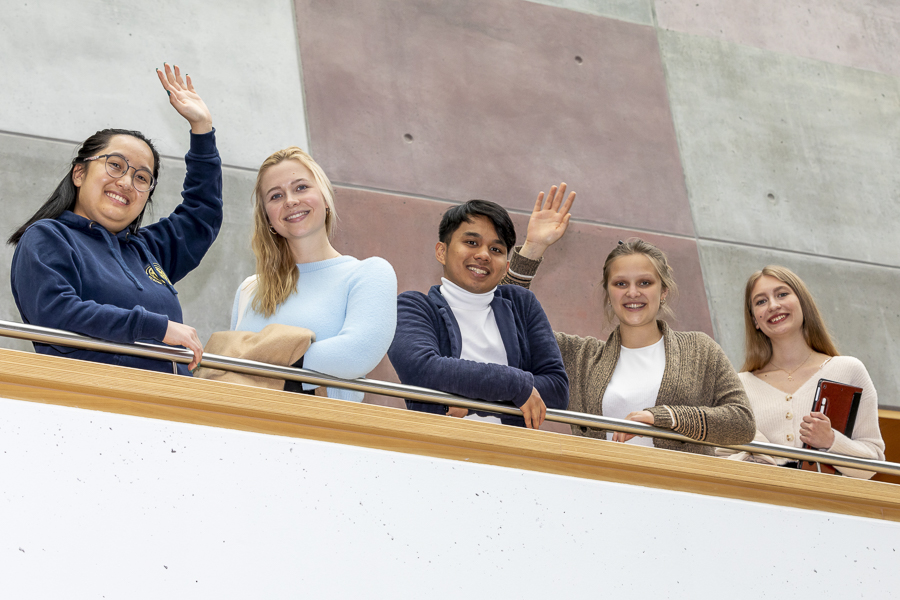 Course Image 16.06.25: Thriving in Germany: An Intercultural Awareness Workshop for International Students (EN)