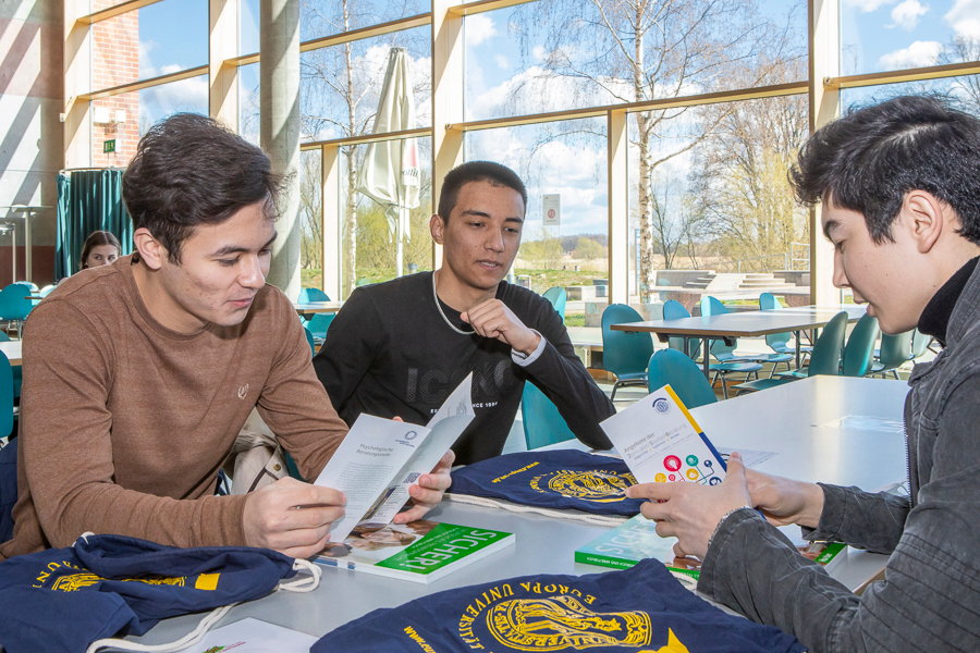 Course Image Overview of legal regulations for international students - Wintersemester 2025/2026